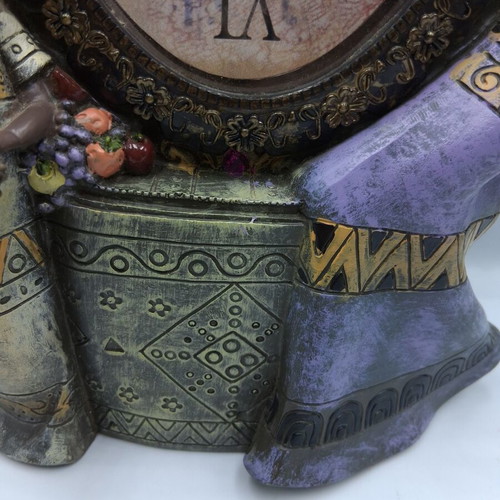Table clock with African figures decoration, like new