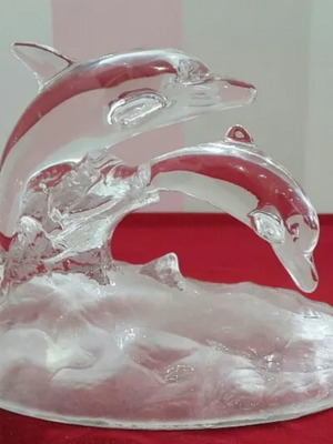 Cristal D'arques France dolphin statue new, crystal
