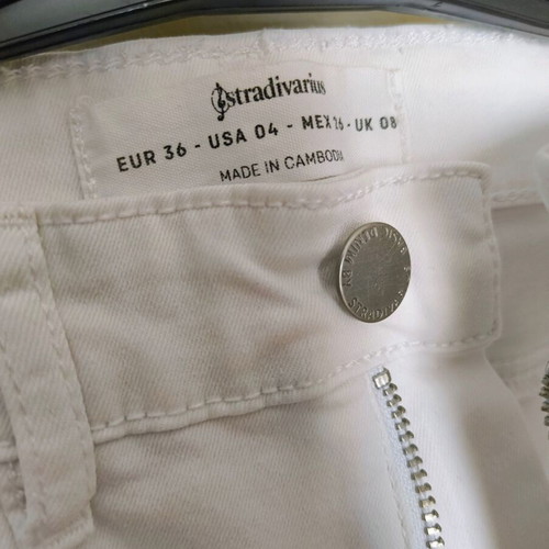 Stradivarius white fitted pants used, size S