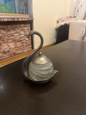 Vintage swan-shaped jar salt cellar with glass body and metal lid like new