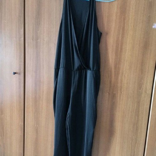 Zara women's jumpsuit satin black size M like new