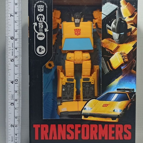 Transformers Studio Series Sunstreaker Deluxe Class new