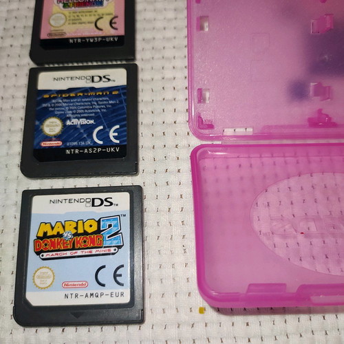 Nintendo DS 4 games used with case pack
