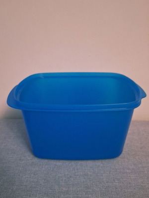 Tupperware Crystal Wave 2.5lt new, petrol color