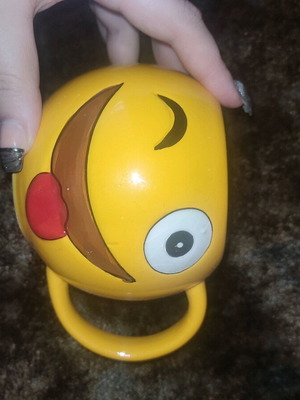 Smiley face mug used in very good condition