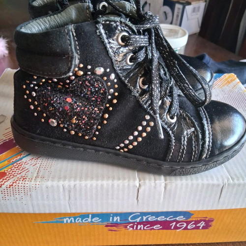 Arties leather anatomical boots for girls size 26 like new