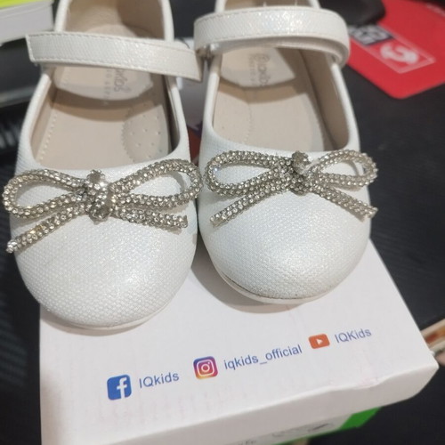 Iqkids ballerina shoes size 26 like new, white