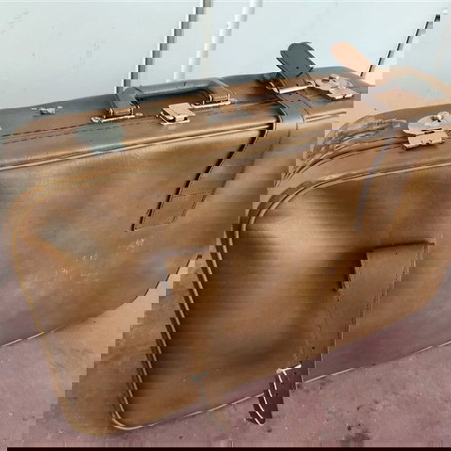 Βαλίτσα δερμάτινη εποχής μεταχειρισμένη 65Χ43Χ17