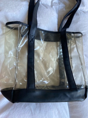 Τσάντα ώμου από PVC μεταχειρισμένη με μακριά λουριά