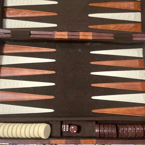 Cardinal vintage backgammon used, leather with wear