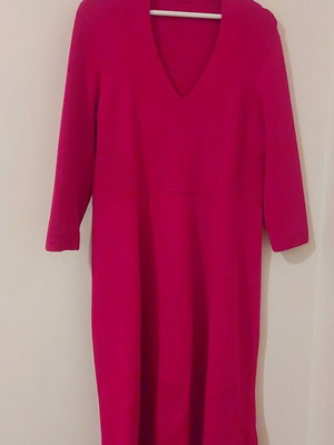 Midi dress fuchsia like new, size 4XL