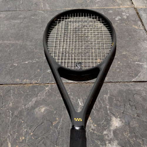 Spalding Graphite Tennis Racket with Original Case like new
