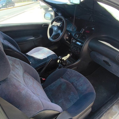Peugeot 206 1.4 8v manual used, 242000 km, air conditioning