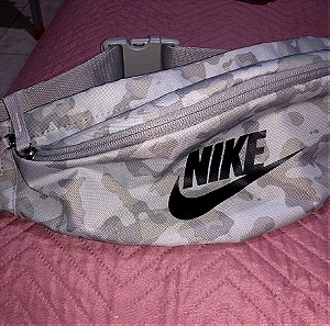 Nike τσαντάκι μέσης