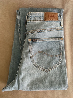 Lee Stella Tapered Ultra High Waist Fit Jeans like new, size S 36 8, blue