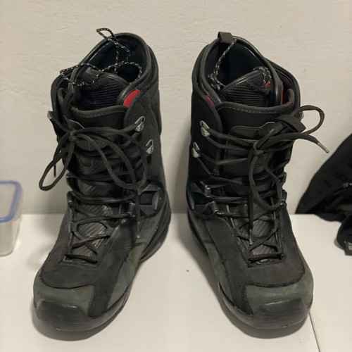 Northwave snowboarding boots, black, size 43.5