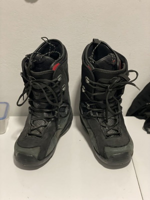 Northwave snowboarding boots, black, size 43.5