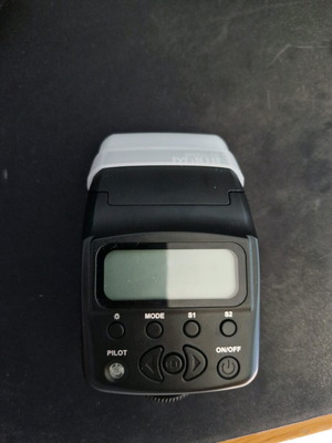 Viltrox Speedlite JY610 II camera flash like new