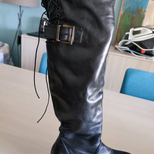 Leather tall boot with zipper and laces like new, size 38, black