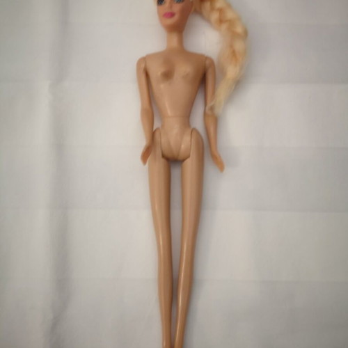 Barbie and 2 kids used, pack
