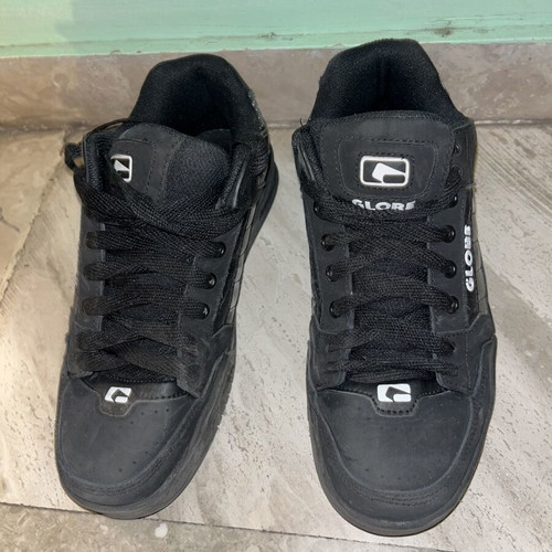 Globe sneakers size 40 used, black and white