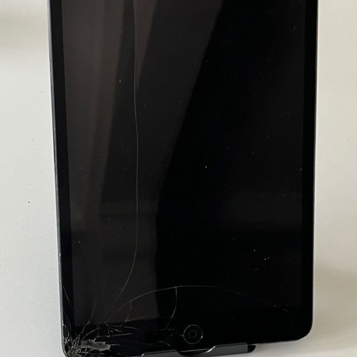 iPad Mini 1st Generation 2012 16GB Wi-Fi + Cellular used