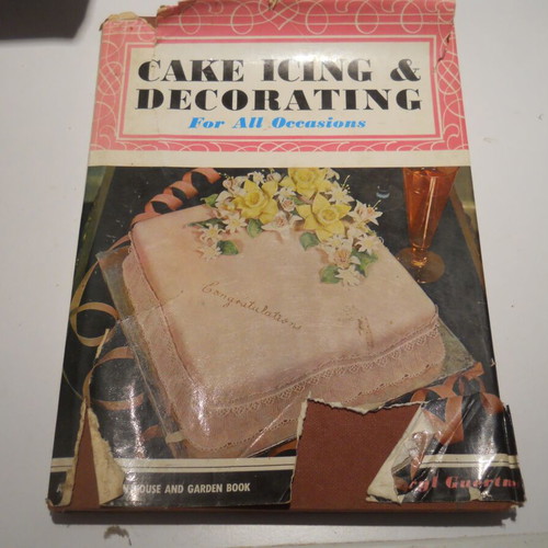Cake Icing and Decorating cookbook used