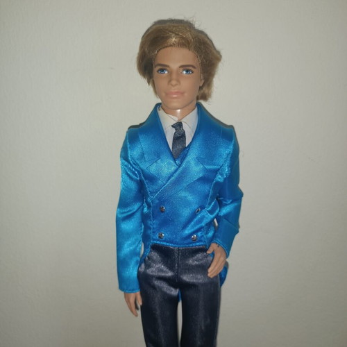 Ken Prince Liam doll Barbie The Princess and the Popstar Mattel 2011