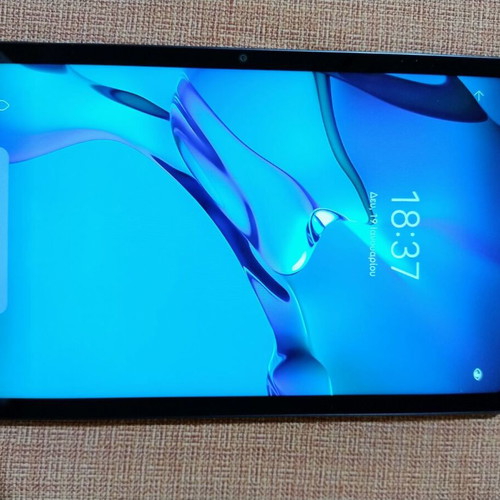 Huawei MatePad 64/4GB WiFi Tablet 10.4" like new, gray