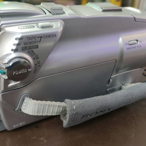Sony DCR-HC85E video camera used with new battery