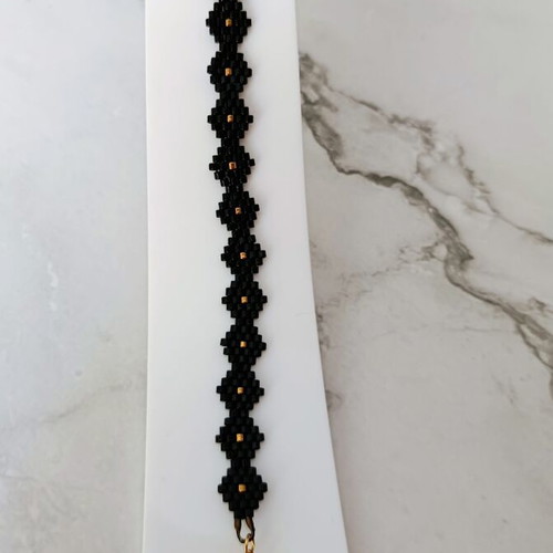Handmade bracelet black and gold with Miyuki beads made to order