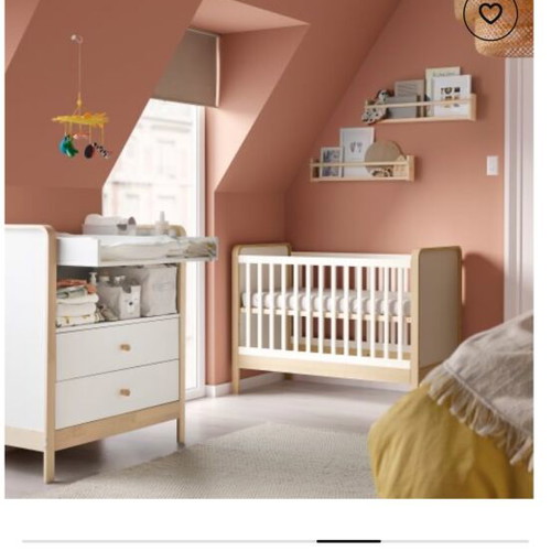 IKEA Changing Table like new, convertible to chest of drawers