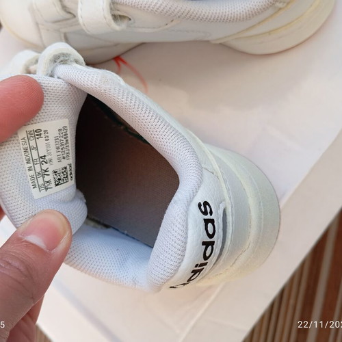 Adidas kids sports shoes size 24 like new