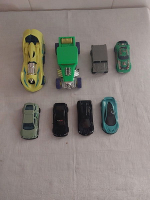 Αμαξάκια Hotwheels μεταχειρισμένα, σετ 8 τεμαχίων