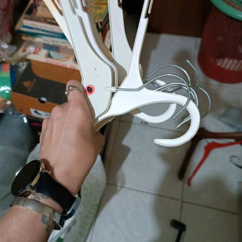 Plastic hangers used, set of 7 pieces