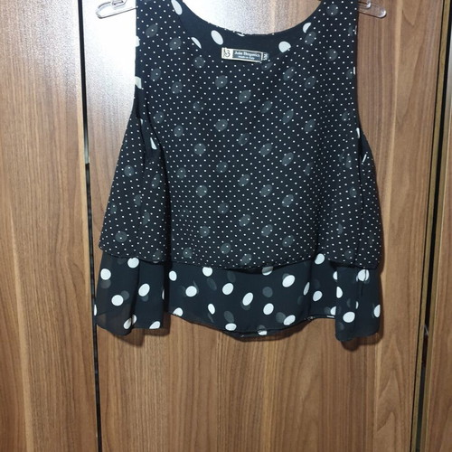 Julia Bergovich sleeveless blouse new, size S/M, black and white