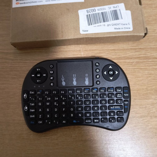 Mini Wireless Keyboard with Touchpad 2.4 Gh new