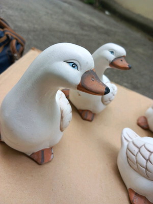 Decorative duck figurines, pack of 15, 5 made of clay, like new