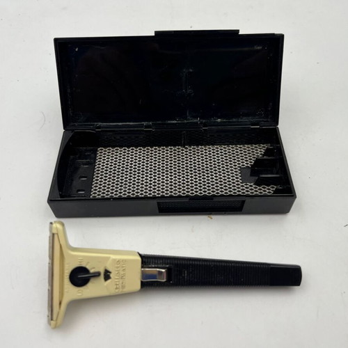 Gillette Techmatic Adjustable Vintage Razor used with original case