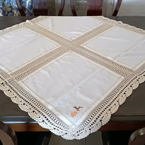 Handmade embroidered tablecloth with lace, new, cotton 1.15×1.15 m