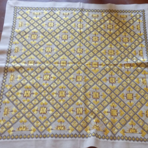 Karsaniko Embroidered Lefkadian Tablecloth vintage, like new