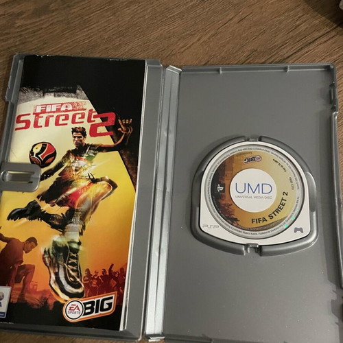FIFA Street 2 used for PlayStation Portable in good condition