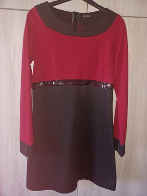 Mini dress like new with sequins below bust