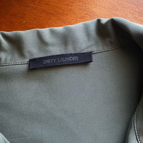 Dirty Laundry green shirt, size M