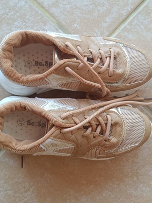 Luigi sneakers size 37 used, beige with white sole