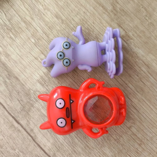 Small toys from Kinder like new