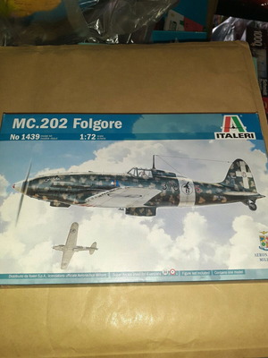 Airplane model Mc.202 Folgore scale 1:72 new from Italeri