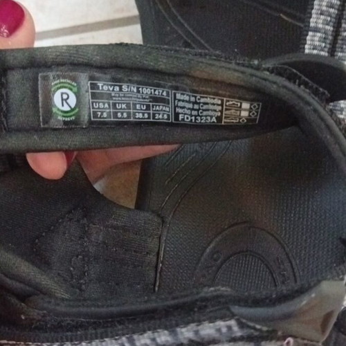 Teva Terra Fi Lite sandals like new, size 38.5, black