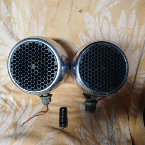 Vintage car beam headlights used in very good condition