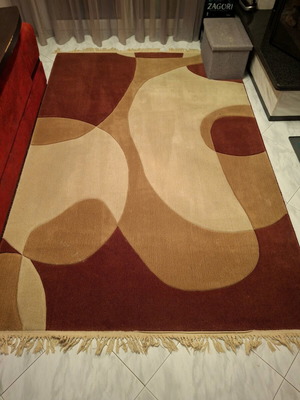 Rug with fringes like new, size 1.60x2.40m, burgundy, beige, brown